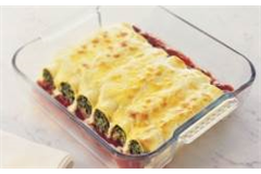 pyrex glass dish with homamde lasagne inside 