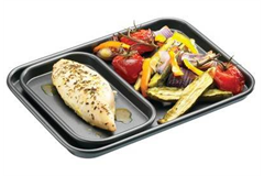 Baking tray with meat and veg