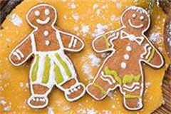 two ginger bread men