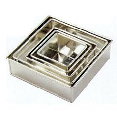 Invicta Square Tin 8